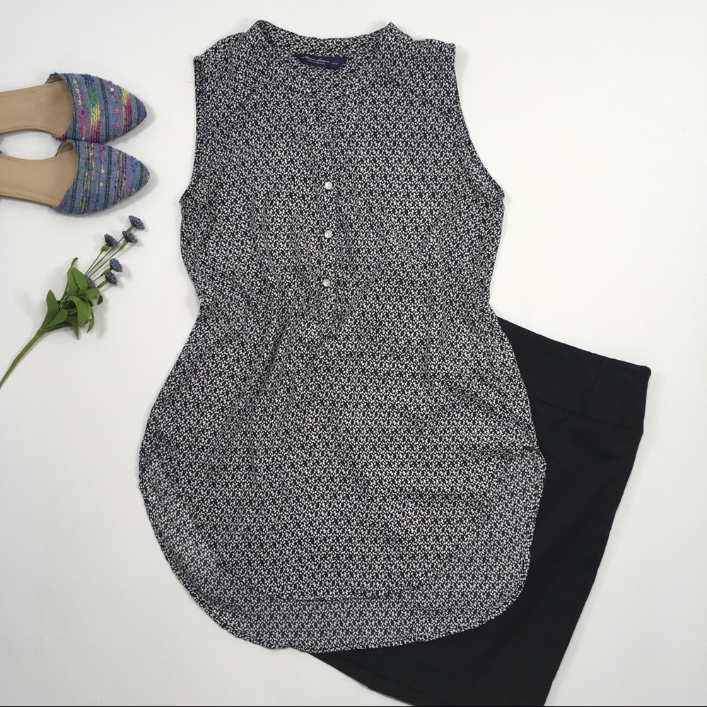 Sweet Lemon | Navy White Patterned Sleeveless Top
